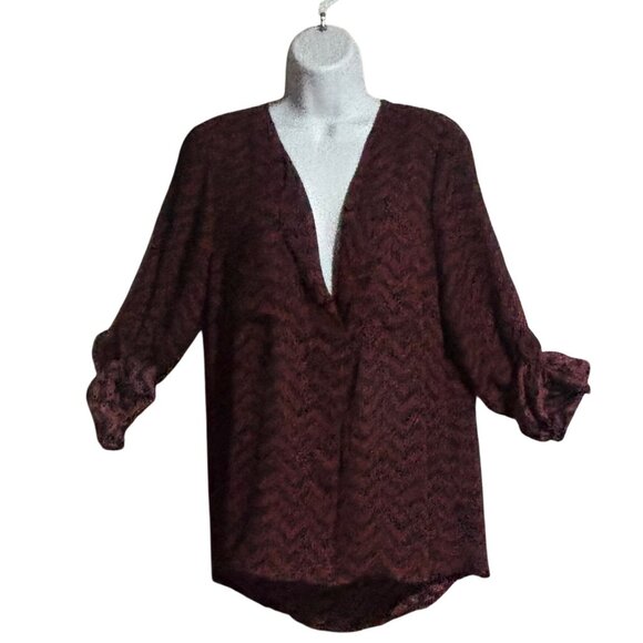Hippie Rose Blouse Womens Large Chevron Print Long Tab Sleeve Maroon Chevron - Picture 3 of 8
